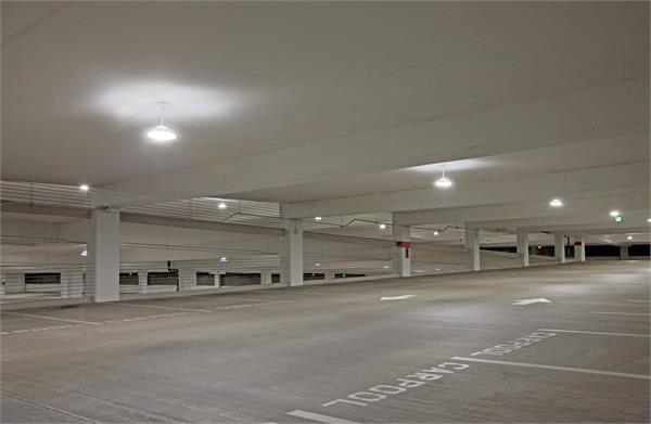 vcpg-garage-application_mid VCPG LED Parking Garage Luminaire